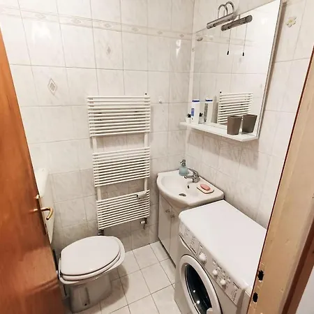 Quiet Apartment Near City Center Ljubljana Exterior photo